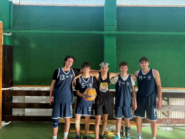 Tisztes helytállás a B33 fiú diákolimpián