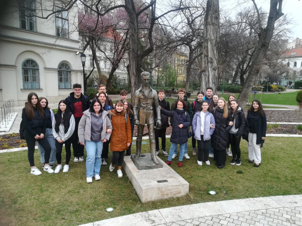 Operakaland, Petőfi és a 9.C