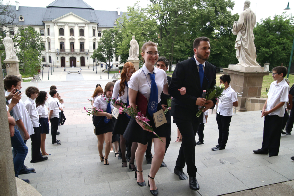 Barkóczy utcai ballagás és tanévzáró a Bazilikában
