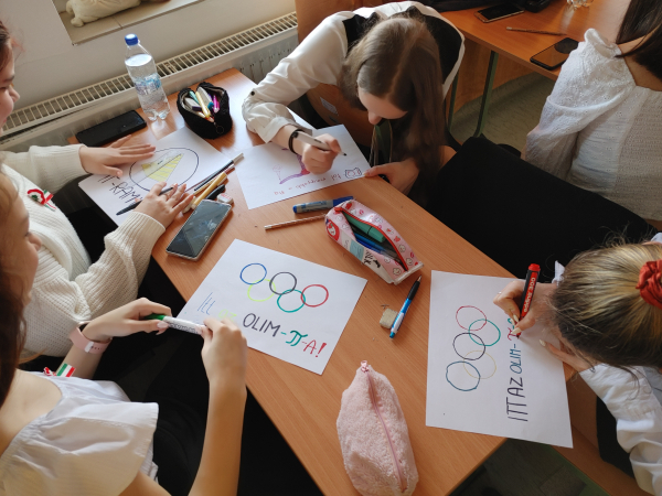 Barkóczy úti Pi-day az EKKE-ben