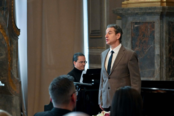 Szenior Akadémia tanúsítvány átadó