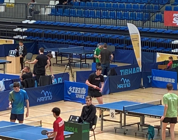 Asztalitenisz országos diákolimpián Márföldi Márton, az EKKE