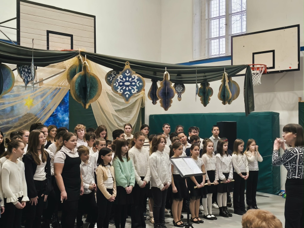 Karácsonyi műsorral zártuk a félévet!