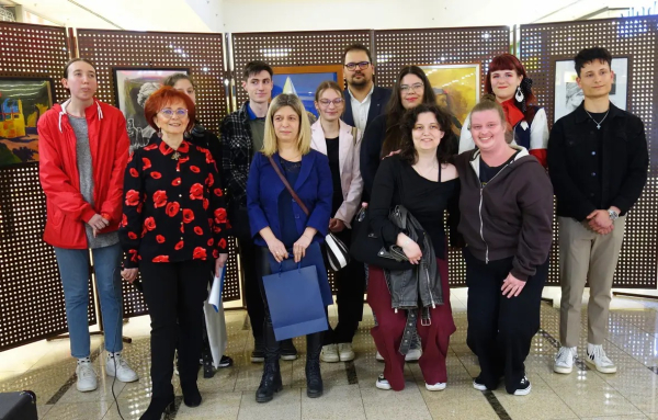 Megnyílt a kétéves technikumi képzésben résztvevő 14. évfolyam kiállítása!