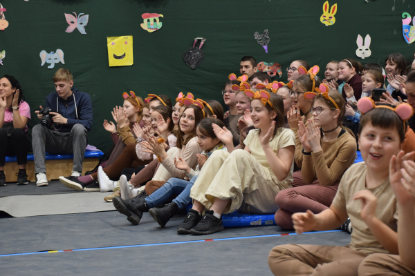 Felsős farsang a Barkóczy utcában