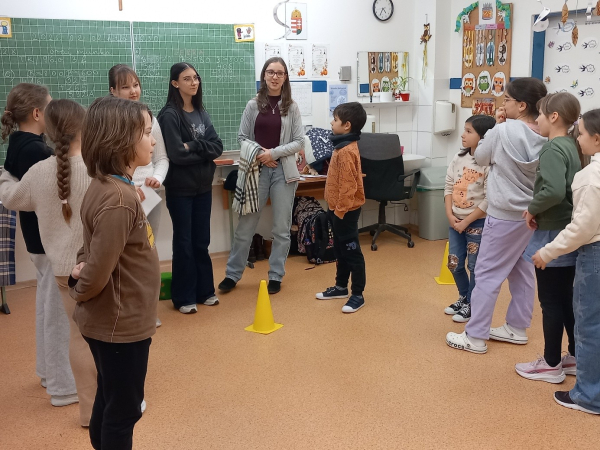 Kalandos játékparádé – élményekkel zártuk a félévet a Barkóczy utcán az alsó tagozatosokkal