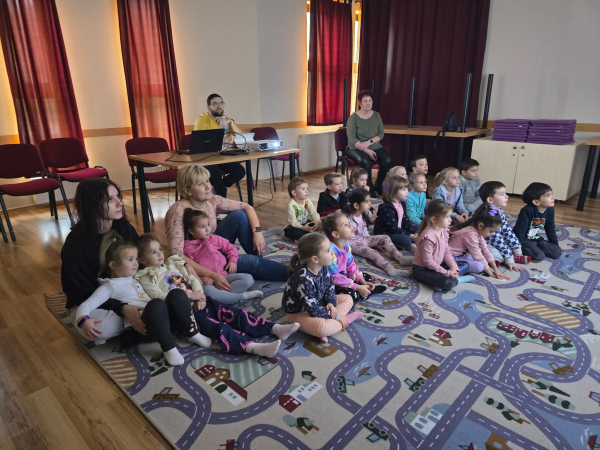 Óvodai gyakorlaton a 11.D leendő oktatási szakasszisztensei